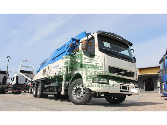 VOLVO VM270 2013  - 6x4 – BOMBA LANÇA PUTZ 36 – 6CC