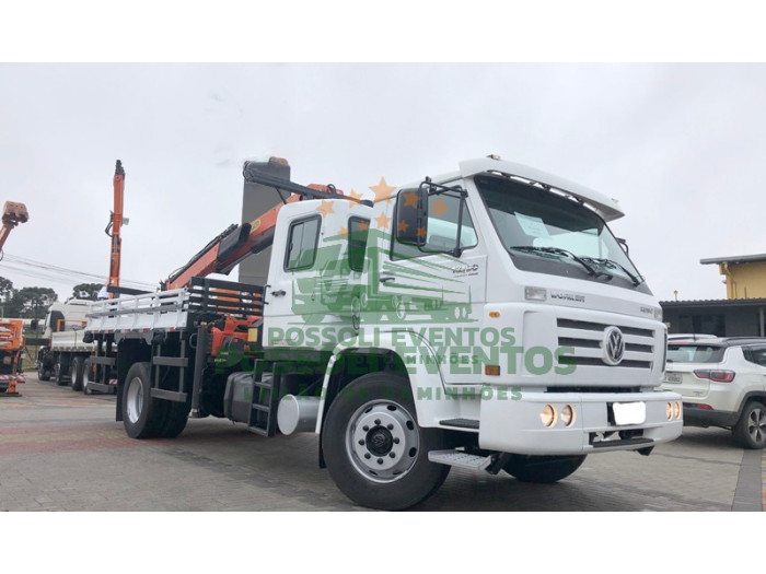 VOLKSWAGEN 13 190 2015 – 4×2 – CABINE SUPLEMENTAR – MUNCK MADAL PKK12.500 3H 1M