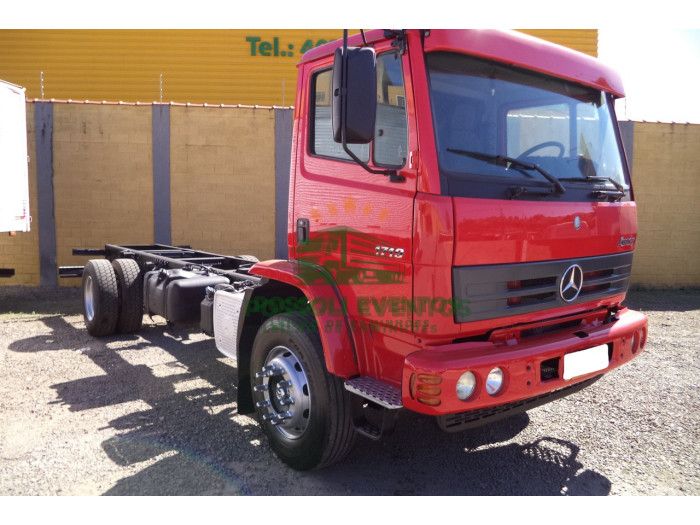 MERCEDES BENZ MB1719 2013