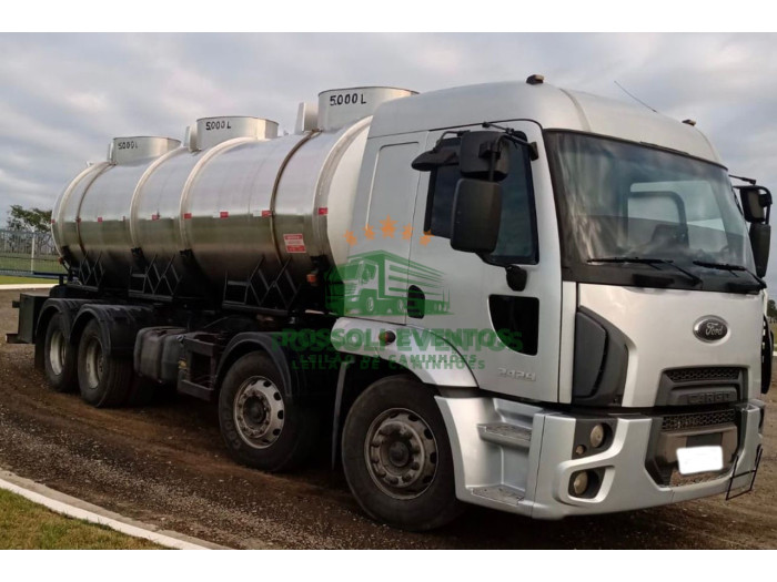 FORD CARGO 2429 2015