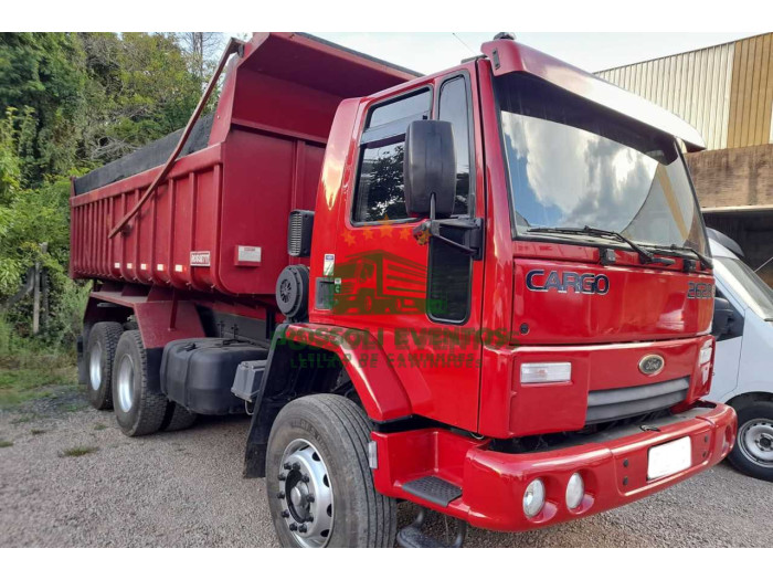 FORD CARGO2628 2011