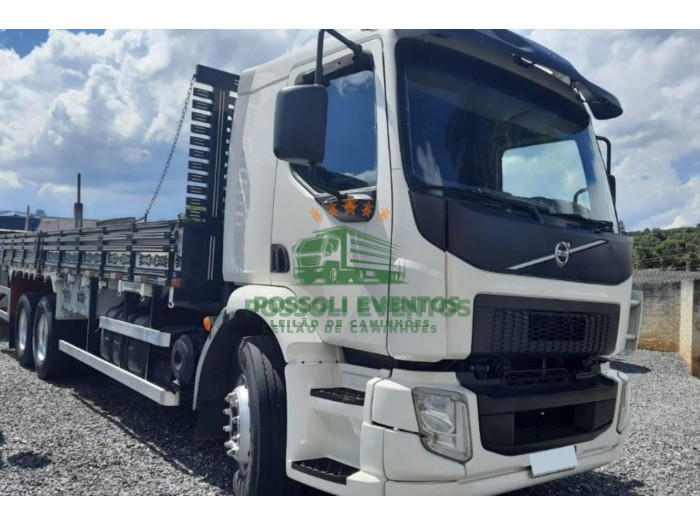 VOLVO VM330 2016 1