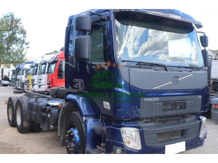 VOLVO VM260 2012