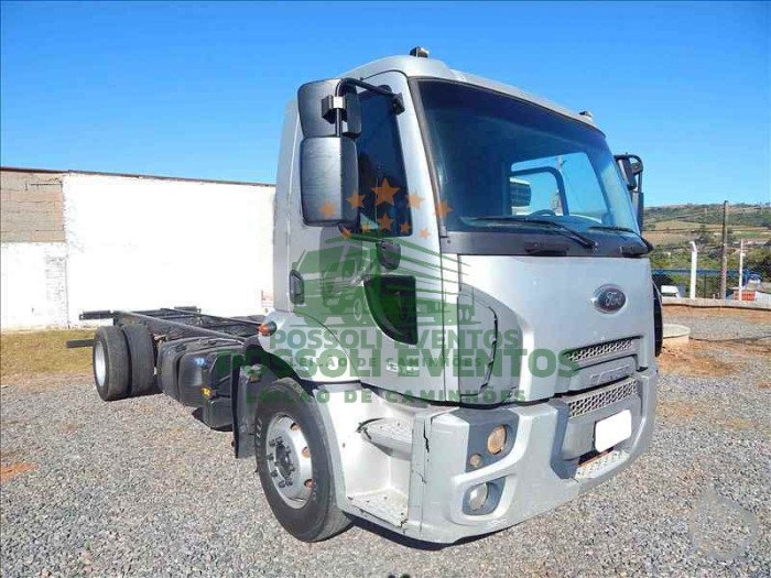 FORD CARGO 1319 2013