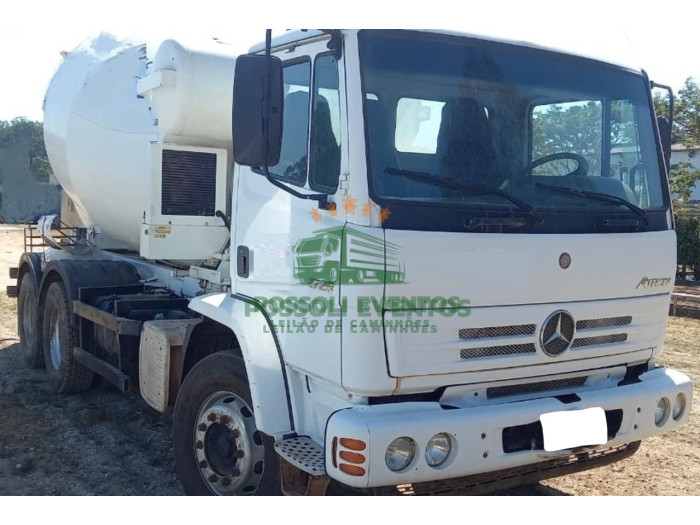 MERCEDES BENZ MB2729 2016