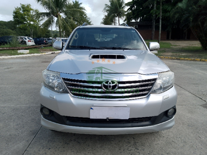 TOYOTA HILUX SW4 SRV 4X4 2015