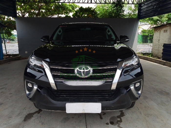 TOYOTA HILUX SWSRXA4FD 2017