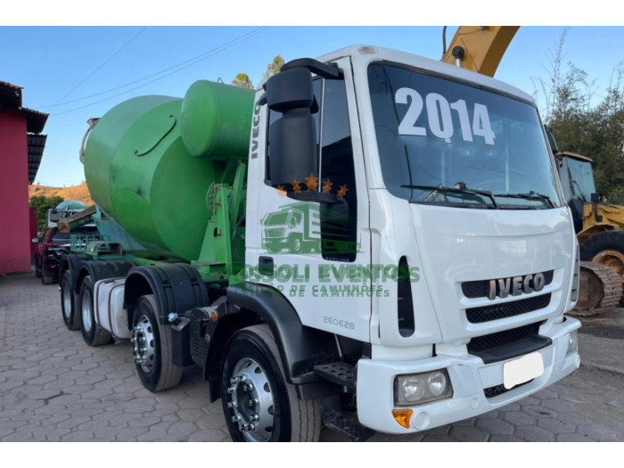 IVECO 26E28 2014