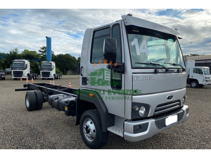 FORD CARGO1119 2014