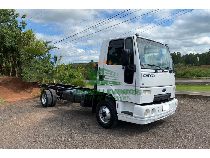 FORD CARGO816 2013 2