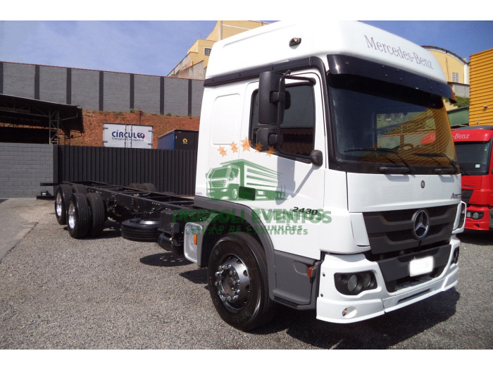 MERCEDES BENZ MB2430 2019