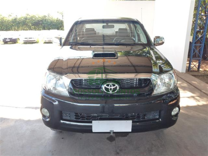TOYOTA HILUX CD4X4 SRV 2011