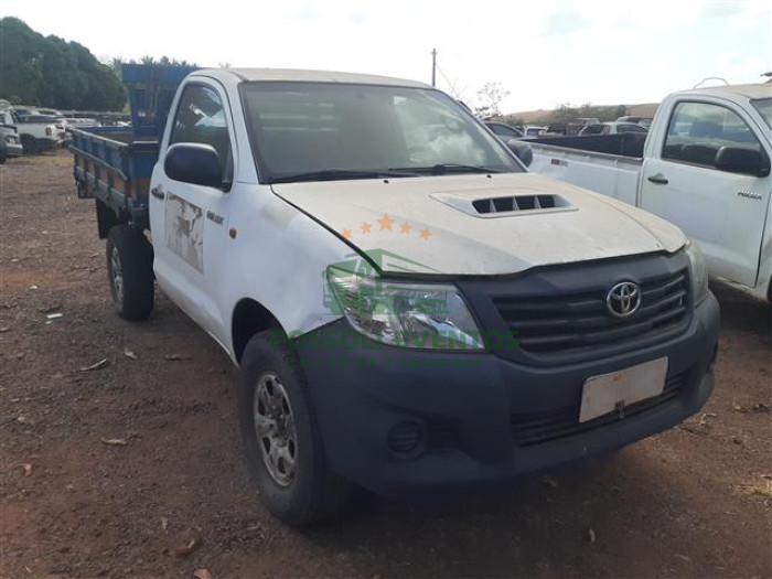 TOYOTA HILUX CS4X4CHAS 2015