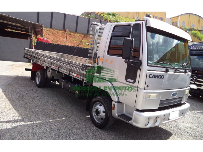 FORD CARGO816 2013 1