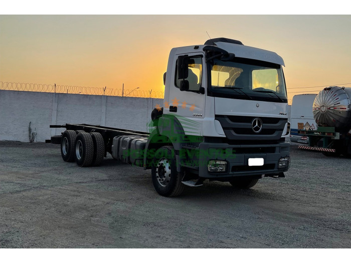 MERCEDES BENZ MB3344 2017