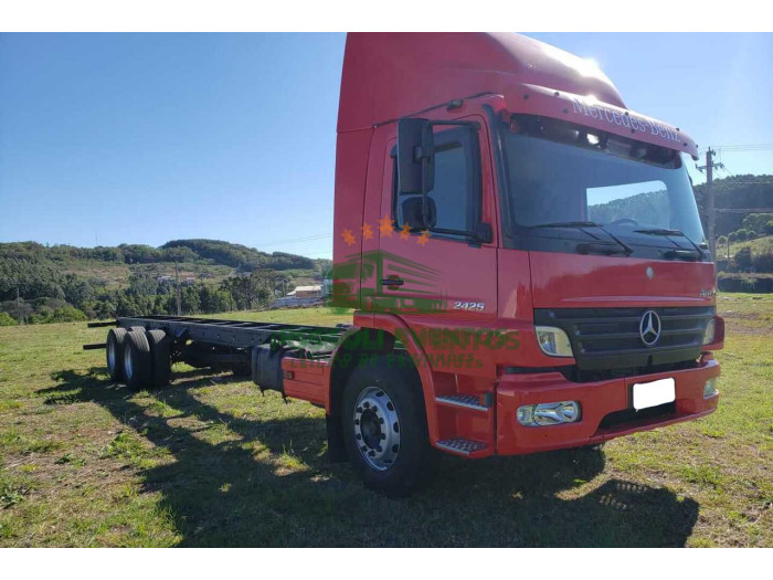 MERCEDES BENZ MB2425 2010